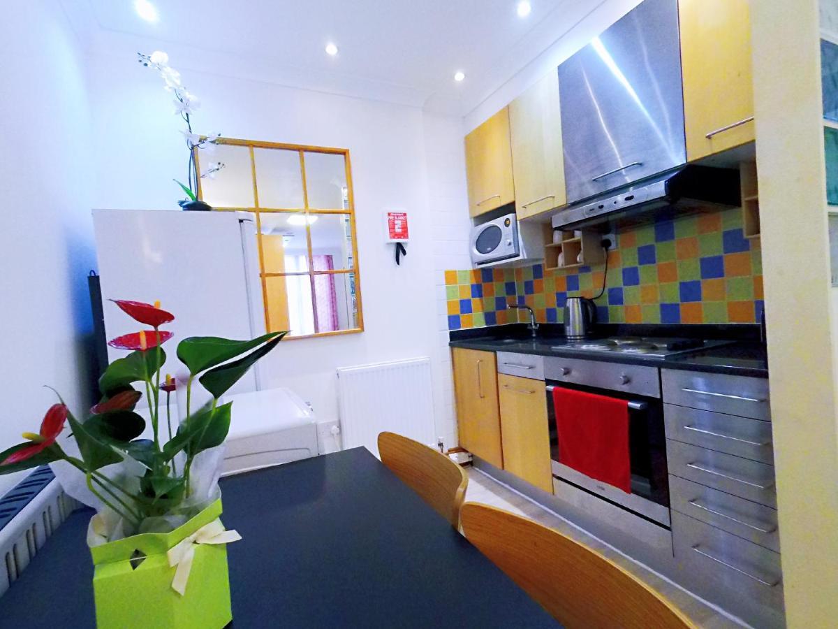 شقة Flat 1 At 6 Taunton Mews لندن المظهر الخارجي الصورة